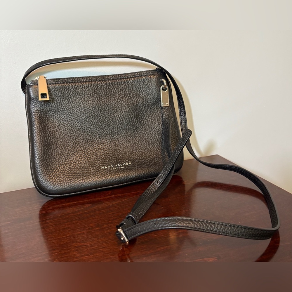 Marc Jacobs Textured Pebbled Black Leather Crossbody Bag